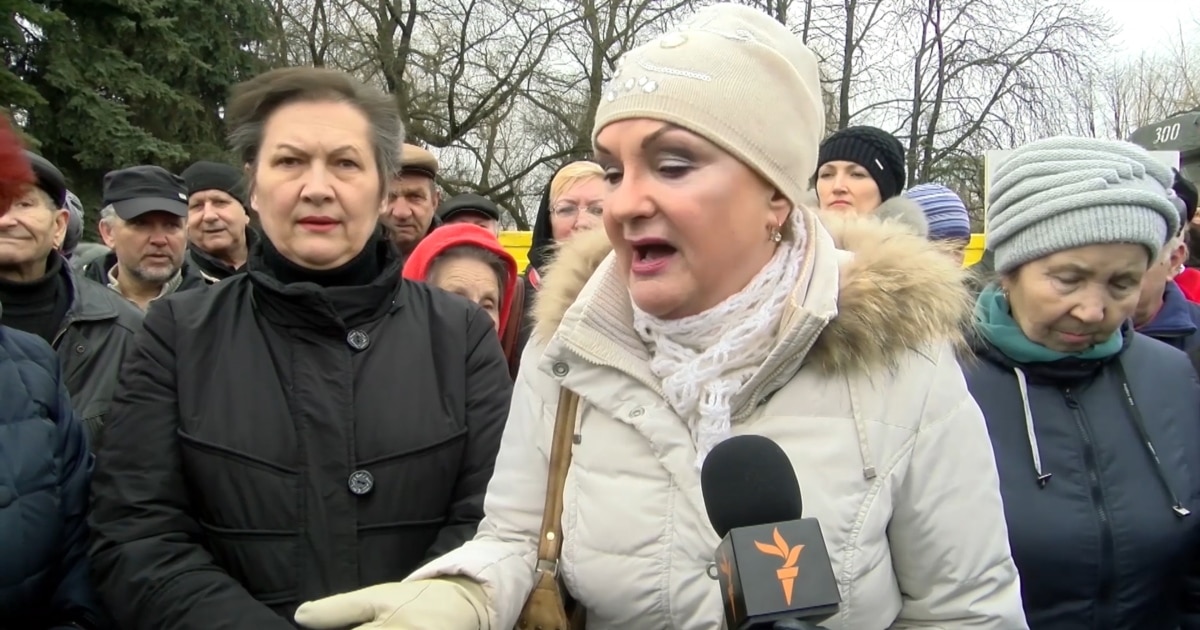 Protesters In Babruysk Criticize Poverty, 'Serfdom' In Belarus